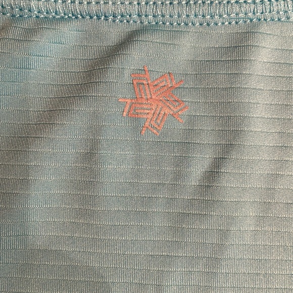 Tek Gear Dry Tek Top - Picture 4 of 6